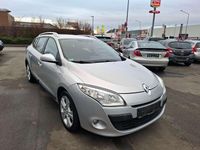 Gebraucht Renault Mégane GrandTour Expression 106 PS (77 kW) 2012 Silber Kombi