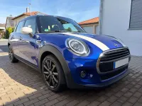 Używany Mini Cooper 136 KM (100 kW) 2019 Niebieski Hatchback