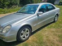 Gebraucht Mercedes E200 163 PS (119 kW) 2004 Silber Limousine