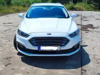 Usado Ford Mondeo Titanium 165 CV (121 kW) 2019 Blanco Familiar