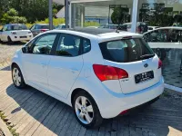 Gebraucht Kia Venga Spirit 90 PS (66 kW) 2013 Weiß Kleinwagen