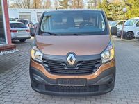 Gebraucht Renault Trafic Komfort 150 PS (110 kW) 2018 Braun Van / Kleinbus