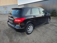Gebraucht Mercedes B180 109 PS (80 kW) 2012 Schwarz Van / Kleinbus