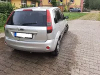 Gebraucht Ford Fiesta 80 PS (58 kW) 2005 Silber Kleinwagen