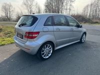 Gebraucht Mercedes B150 95 PS (69 kW) 2006 Silber Van / Kleinbus