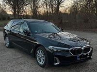 Gebraucht BMW 520 Luxury Line 194 PS (142 kW) 2021 Schwarz Kombi