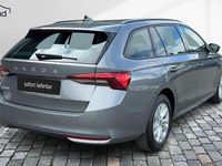 Neu Skoda Octavia Selection 150 PS (110 kW) 2025 Grau / graphitgrau Kombi