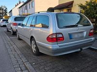Second-hand Mercedes E200 Classic 163 CP (119 kW) 2002 Argintiu Break