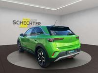 Gebraucht Opel Mokka-e Elegance 100 kW (136 PS) 2022 Ikone grün metallic (metallic) SUV
