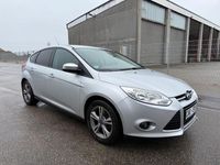 Gebraucht Ford Focus Trend 125 PS (91 kW) 2011 Silber Limousine