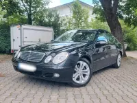 Gebraucht Mercedes E200 122 PS (89 kW) 2006 Schwarz Limousine
