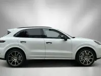 Gebraucht Porsche Cayenne Turbo 549 PS (403 kW) 2018 Weiß SUV