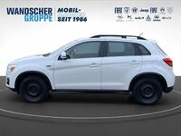 Gebraucht Mitsubishi ASX Plus 117 PS (86 kW) 2016 Weißschwarz SUV