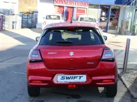 Neu Suzuki Swift Comfort+ 83 PS (61 kW) 2026 Burning red pearl Kleinwagen