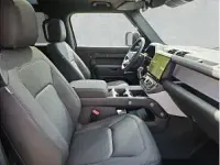 Neu Land Rover Defender 200 PS (147 kW) 2026 Grün (woolstone green) SUV