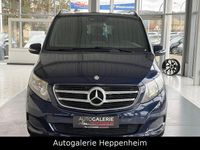 Gebraucht Mercedes V220 Edition 190 PS (139 kW) 2015 Blau Van / Kleinbus