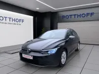Gebraucht VW Golf VII Life 110 PS (80 kW) 2021 Schwarz Kleinwagen
