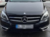 Gebraucht Mercedes B220 184 PS (135 kW) 2013 Schwarz Van / Kleinbus