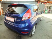 Gebraucht Ford Fiesta SYNC Edition 101 PS (74 kW) 2014 Blau Kleinwagen