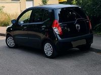 Gebraucht Hyundai i10 67 PS (49 kW) 2010 Schwarz Kleinwagen