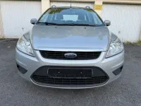 Gebraucht Ford Focus Style 101 PS (74 kW) 2010 Silber Kombi
