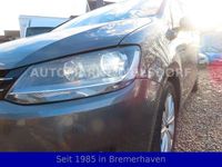 Gebraucht VW Sharan Highline 140 PS (102 kW) 2011 Grau Van / Kleinbus