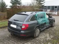 Gebraucht Skoda Superb Ambition 170 PS (125 kW) 2014 Grau Kombi