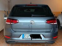 Gebraucht VW Golf VII Join 116 PS (85 kW) 2019 Grau Limousine