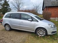 gebraucht Opel Zafira B Diesel 1.9 CDTI CD 70 Navi 7-Sitzer Klimaautomatik