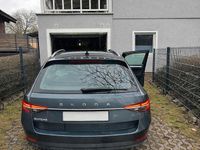 Gebraucht Skoda Superb Ambition 150 PS (110 kW) 2019 Grau Kombi