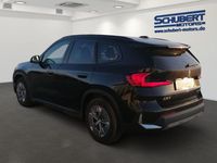 Gebraucht BMW iX1 150 kW (204 PS) 2025 Schwarz SUV