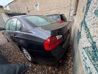 Gebraucht BMW 318 129 PS (94 kW) 2006 Schwarz Limousine