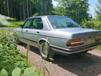 Gebraucht BMW 520 125 PS (91 kW) 1984 Silber Limousine