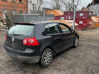 Gebraucht VW Golf V 75 PS (55 kW) 2005 Schwarz Kleinwagen