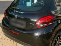 Gebraucht Peugeot 208 82 PS (60 kW) 2016 Schwarz Kleinwagen