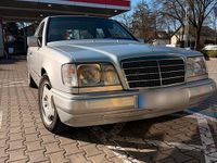 Gebraucht Mercedes E220 1993 Silber Limousine