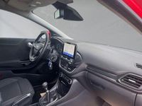 Gebraucht Ford Puma Titanium 125 PS (91 kW) 2021 Rot SUV