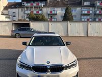 Gebraucht BMW 320 190 PS (139 kW) 2020 Weiß Limousine