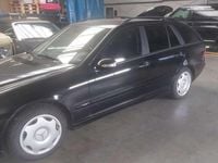 Gebraucht Mercedes C200 Classic 122 PS (89 kW) 2004 Schwarz Kombi