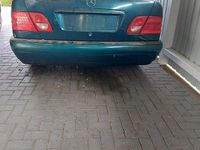Gebraucht Mercedes 190 136 PS (100 kW) 1997 Grün Limousine