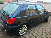 Używany Ford Fiesta 75 KM (55 kW) 1998 Niebieski Hatchback
