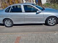 Gebraucht Opel Vectra 101 PS (74 kW) 2001 Silber Limousine