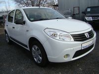 Gebraucht Dacia Sandero 75 PS (55 kW) 2009 Weiß Kleinwagen
