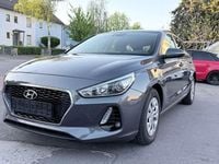 Second-hand Hyundai i30 Select 101 CP (74 kW) 2017 Gri Break