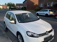 Gebraucht VW Golf VI 80 PS (58 kW) 2011 Weiß Kleinwagen