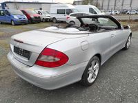 Gebraucht Mercedes CLK280 231 PS (169 kW) 2006 Iridiumsilber Cabrio