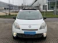 Gebraucht Renault Scénic III Bose Edition 150 PS (110 kW) 2011 Weiß Van / Kleinbus