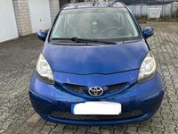 Gebraucht Toyota Aygo 68 PS (50 kW) 2007 Blau Kleinwagen