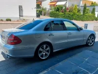 Gebraucht Mercedes E320 224 PS (164 kW) 2005 Silber Limousine