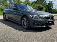 Gebraucht BMW 330 258 PS (189 kW) 2019 Grau Limousine